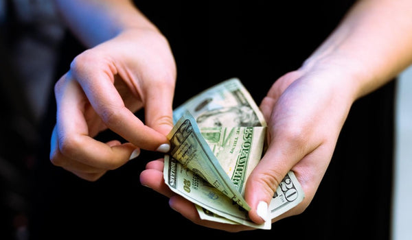 A Guide on How To Turn a Walmart Gift Card Card Into Cash